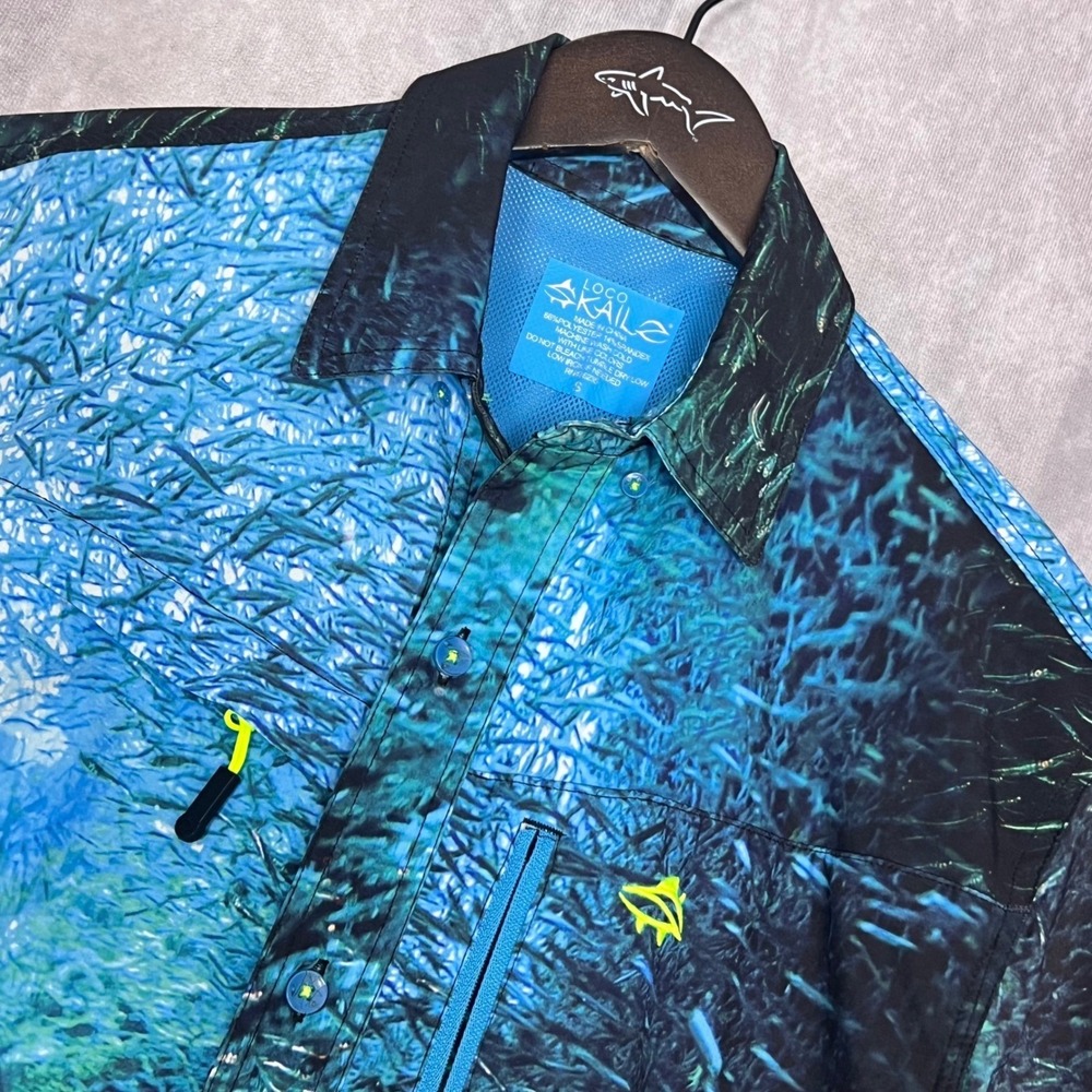 Loco Skailz Mens Blue Bait Ball‎ Fish Print Fishing Shirt Short Sleeve Small